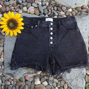 High rise " Mom"  buttonfly shorts 4" inch.